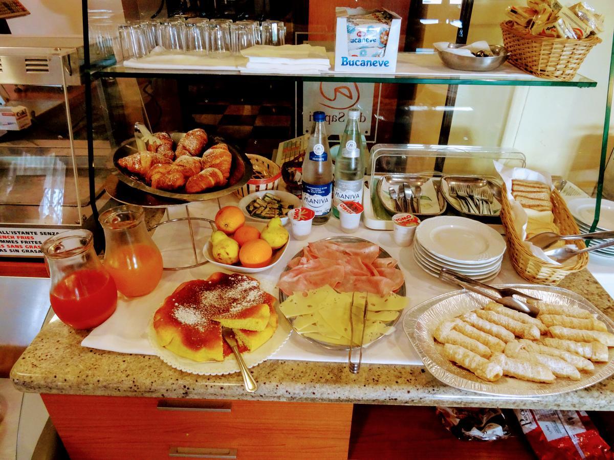 Residenza Il Giglio Acomodação com café da manhã Mozzecane Exterior foto